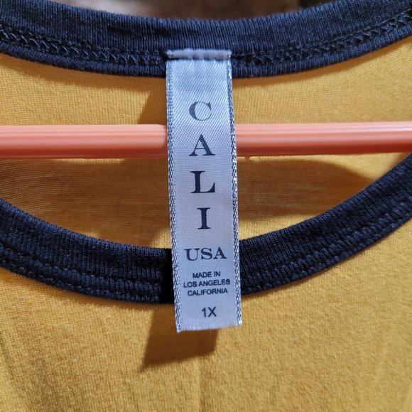 Cali USA colorblock raglan style tunic blouse Size 1X - Picture 10 of 10